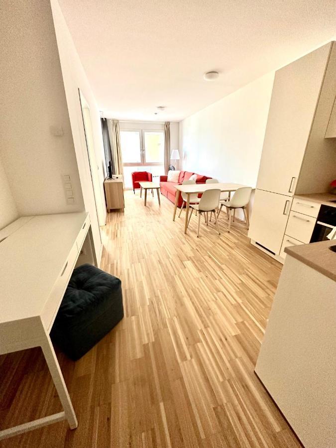 Forsthaus 30 Free Garage Apartment เวียนนา ภายนอก รูปภาพ
