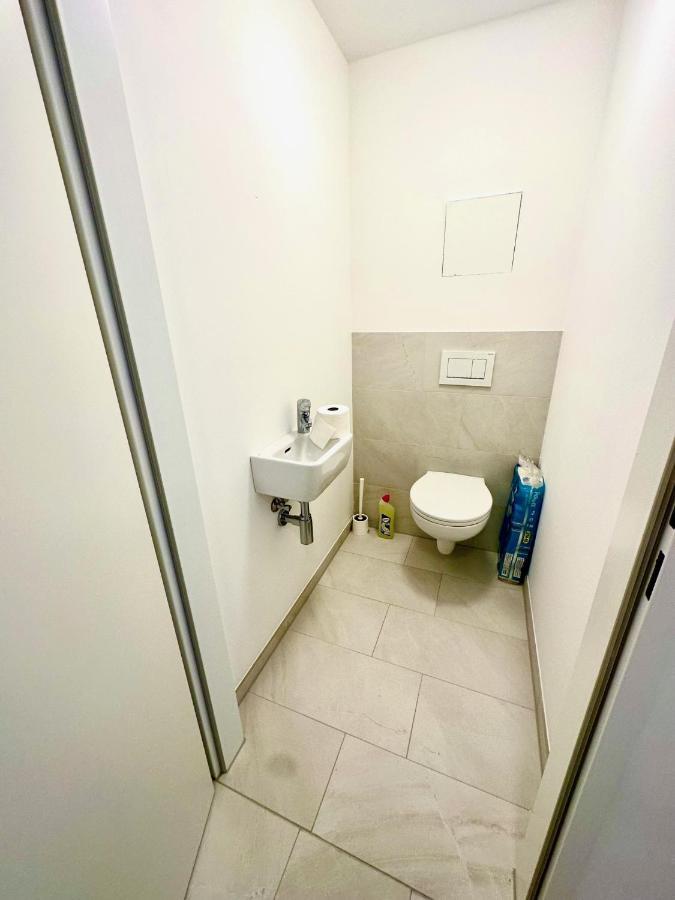 Forsthaus 30 Free Garage Apartment เวียนนา ภายนอก รูปภาพ